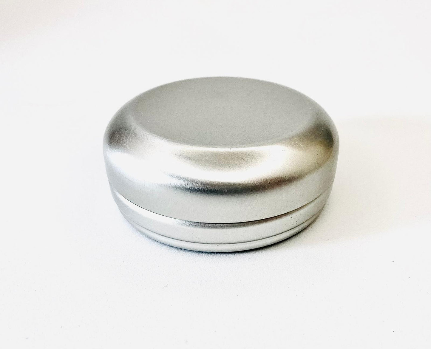 Jabonera de aluminio · Redonda